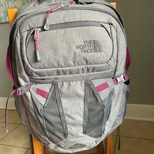 The North Face RECON backpack in Grey with dark pink accents. 30L.